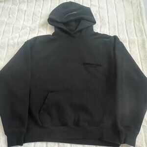 Fear of God Essentials Men's Casual Line (SS22)